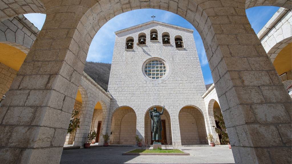 grand-hotel-elite-cascia-sfondo-dintorni11